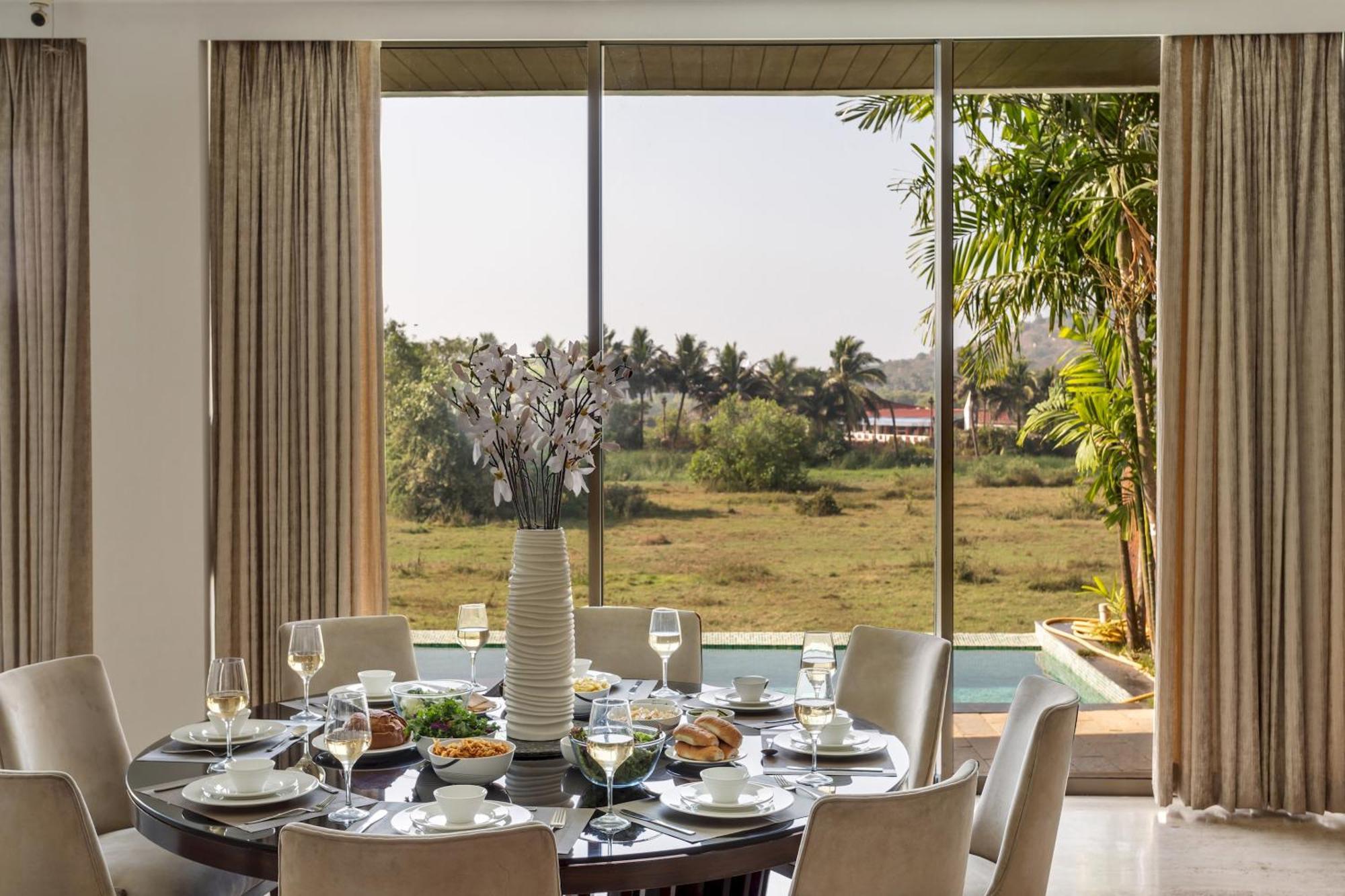 Villa Sohonos 2 - Luxurious 3Bhk With Private Pool à Nerul  Extérieur photo
